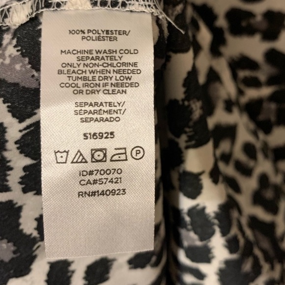 Button down - Picture 4 of 5